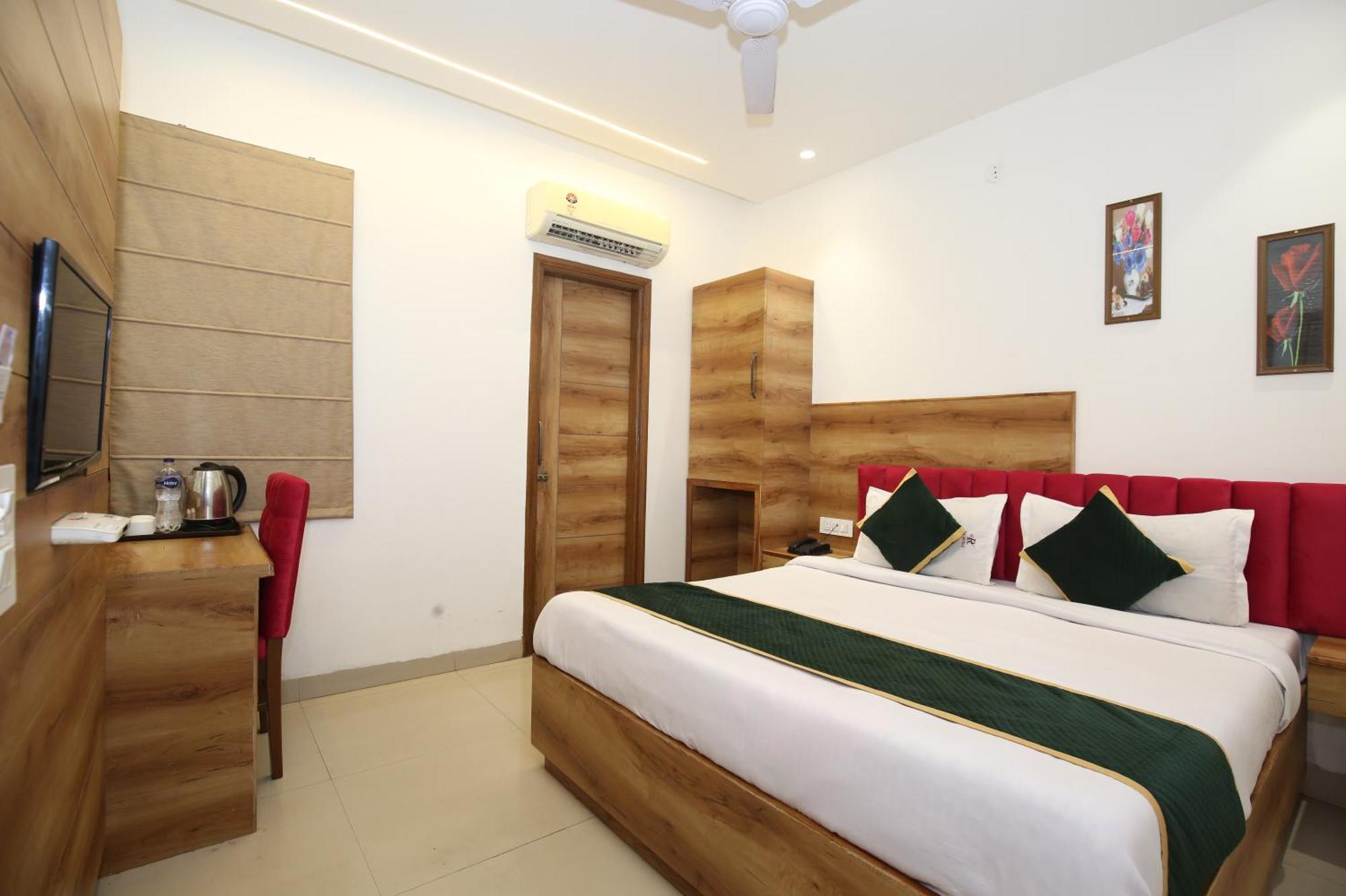 Hotel Rv Regency Amritsar Exterior photo