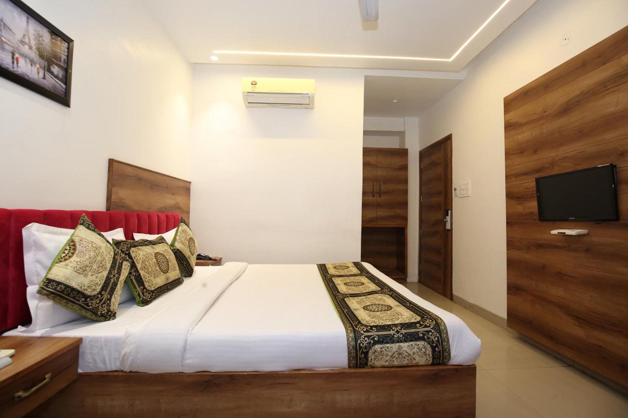 Hotel Rv Regency Amritsar Exterior photo